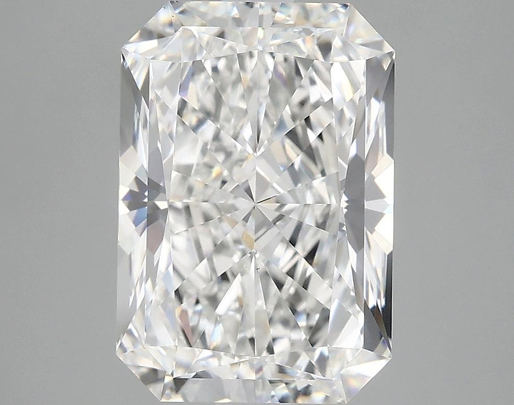 3.87 Carat Radiant Shaped Ideal Cut VS1 IGI Certified Lab Grown Diamond