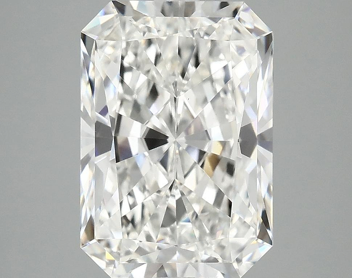 4.05 Carat Radiant Shaped Ideal Cut VVS2 IGI Certified Lab Grown Diamond
