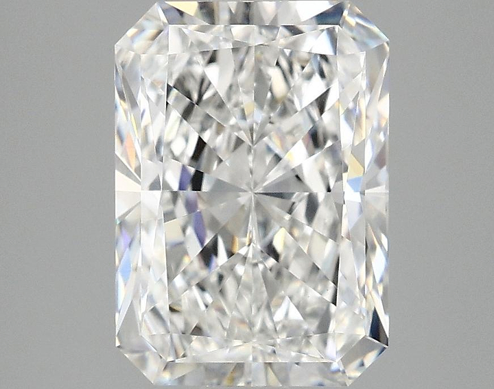 3.01 Carat Radiant Shaped Ideal Cut VVS2 IGI Certified Lab Grown Diamond