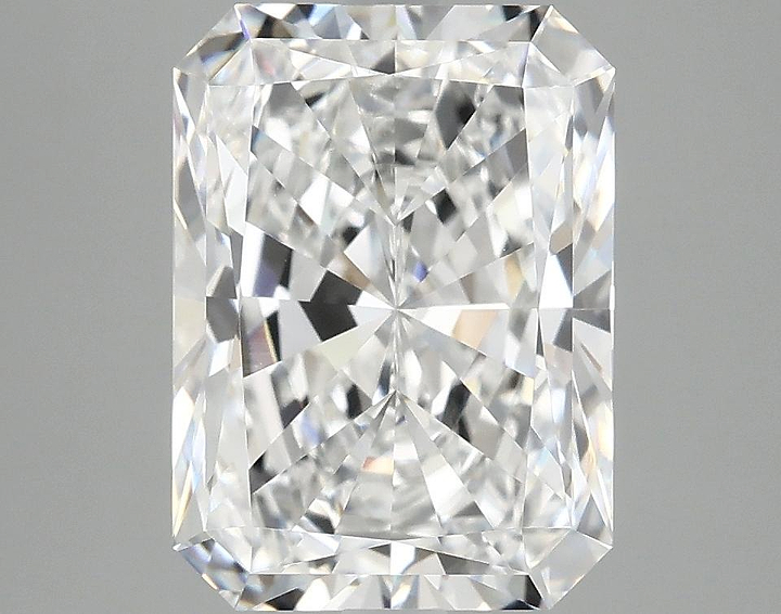 4.05 Carat Radiant Shaped Excellent Cut VVS2 IGI Certified Lab Grown Diamond