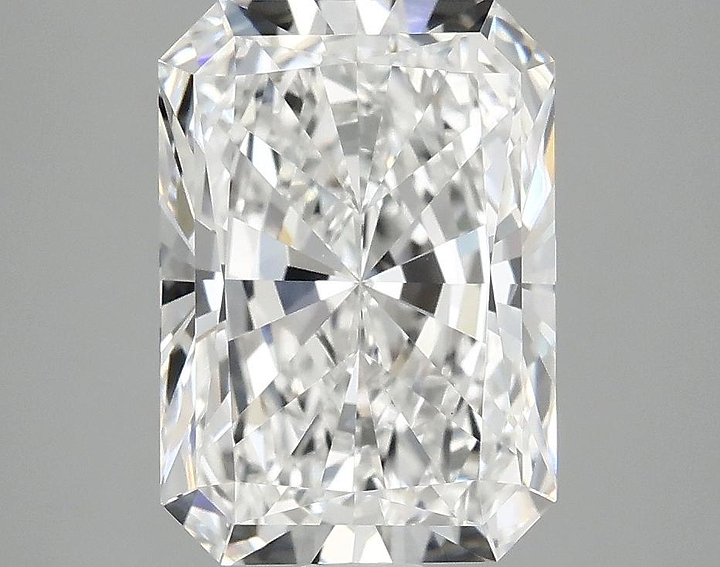 3.67 Carat Radiant Shaped Ideal Cut VVS2 IGI Certified Lab Grown Diamond