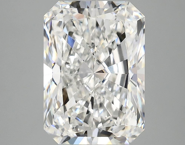 4.07 Carat Radiant Shaped Ideal Cut VVS2 IGI Certified Lab Grown Diamond