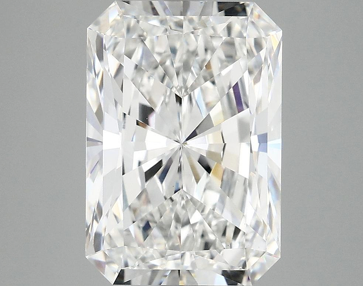 4.03 Carat Radiant Shaped Ideal Cut VS1 IGI Certified Lab Grown Diamond