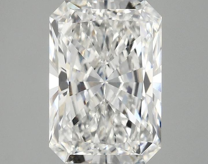 3.01 Carat Radiant Shaped Ideal Cut VVS2 IGI Certified Lab Grown Diamond