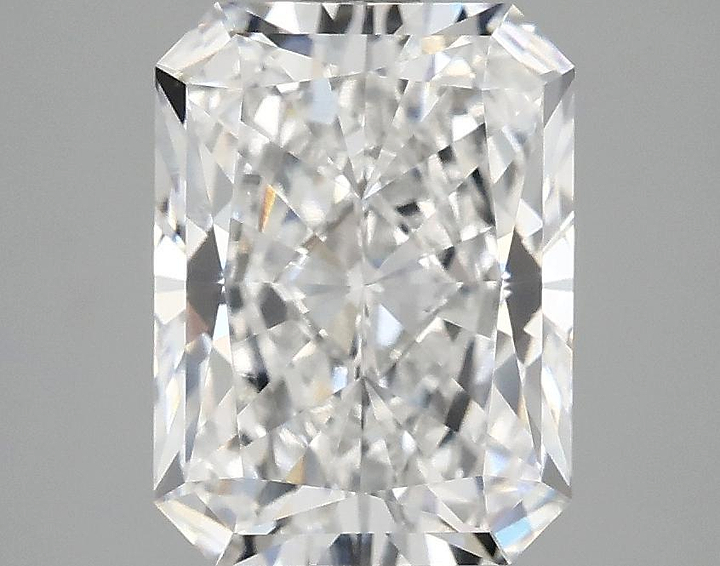 3.02 Carat Radiant Shaped Excellent Cut VVS2 IGI Certified Lab Grown Diamond