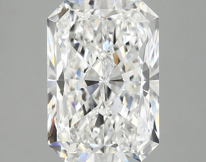 3.07 Carat Radiant Shaped Ideal Cut VS1 IGI Certified Lab Grown Diamond