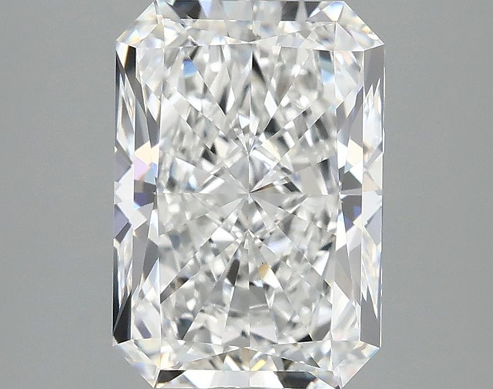 3.07 Carat Radiant Shaped Ideal Cut VS1 IGI Certified Lab Grown Diamond