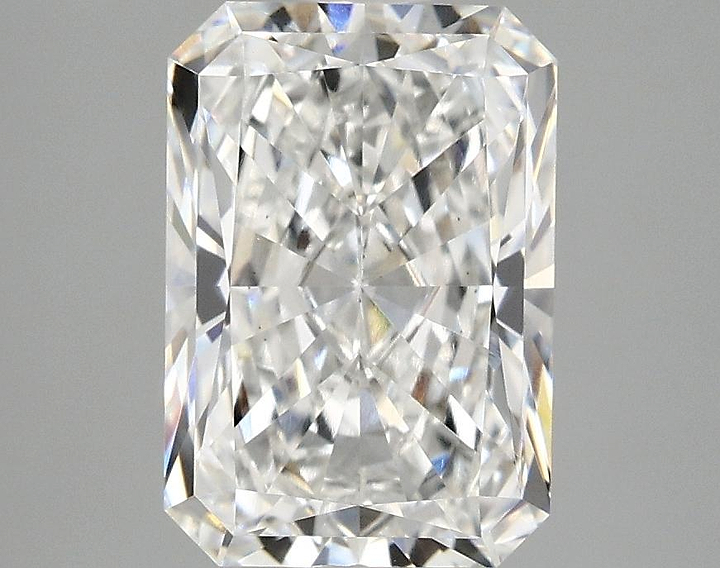 2.88 Carat Radiant Shaped Ideal Cut VS2 IGI Certified Lab Grown Diamond