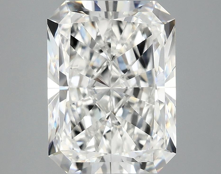 4.01 Carat Radiant Shaped Excellent Cut VVS2 IGI Certified Lab Grown Diamond