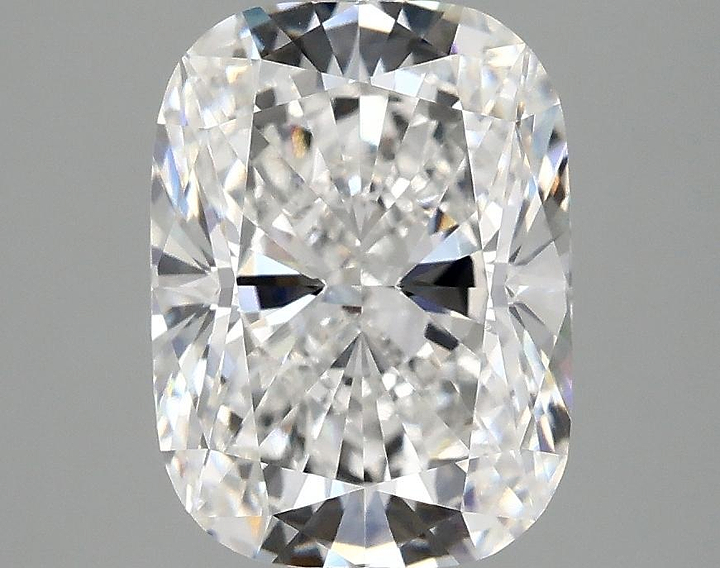 3.1 Carat Cushion Shaped Excellent Cut VVS2 IGI Certified Lab Grown Diamond