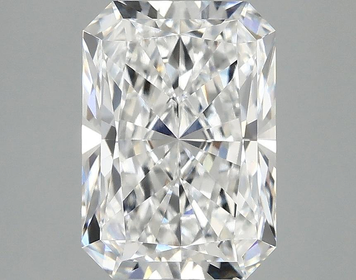 2.91 Carat Radiant Shaped Ideal Cut VVS2 IGI Certified Lab Grown Diamond