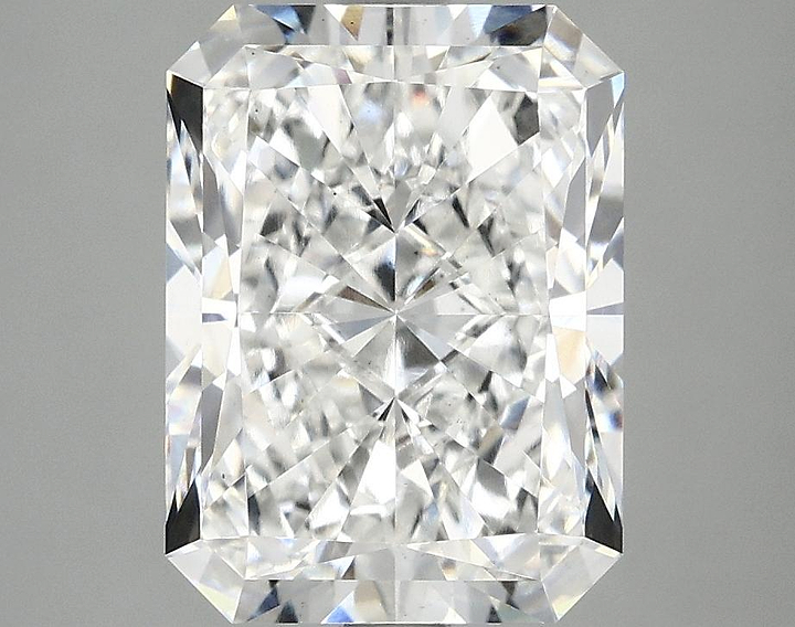 3.73 Carat Radiant Shaped Excellent Cut VS1 IGI Certified Lab Grown Diamond