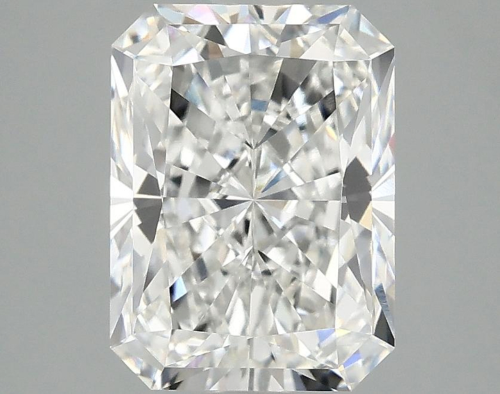 2.98 Carat Radiant Shaped Excellent Cut VVS2 IGI Certified Lab Grown Diamond