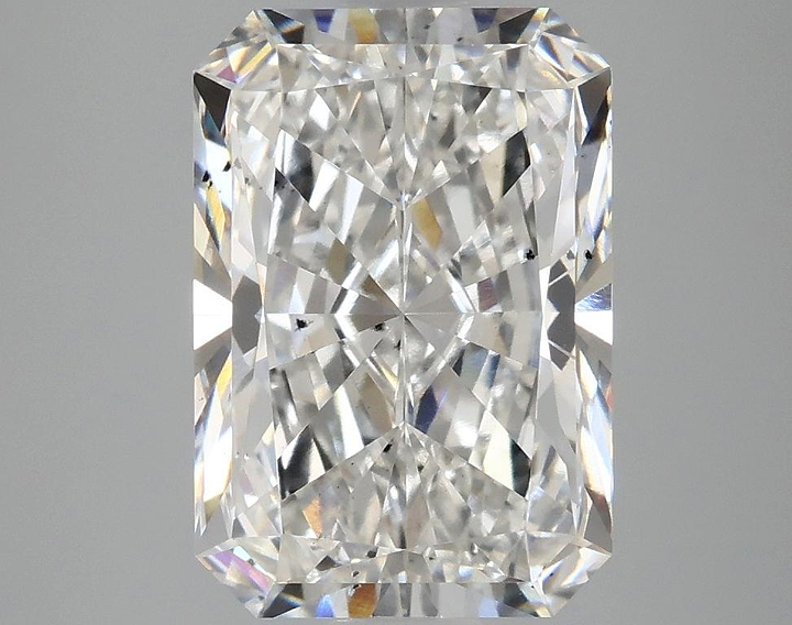3.96 Carat Radiant Shaped Ideal Cut SI1 IGI Certified Lab Grown Diamond