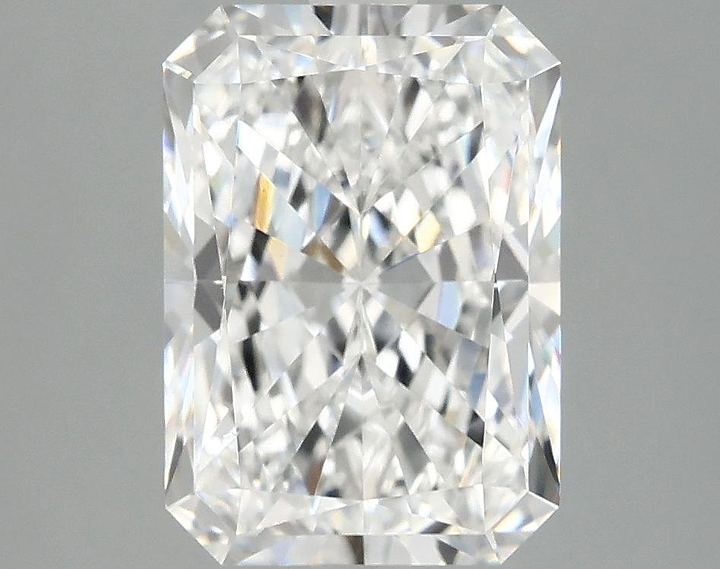 3.82 Carat Radiant Shaped Ideal Cut VS1 IGI Certified Lab Grown Diamond