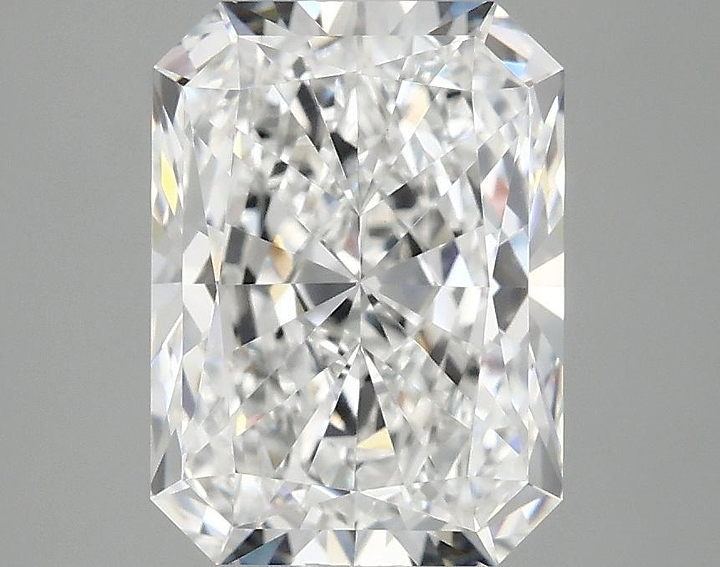 3.06 Carat Radiant Shaped Excellent Cut VVS2 IGI Certified Lab Grown Diamond