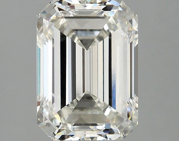 3.05 Carat Emerald Shaped Excellent Cut VVS2 IGI Certified Lab Grown Diamond