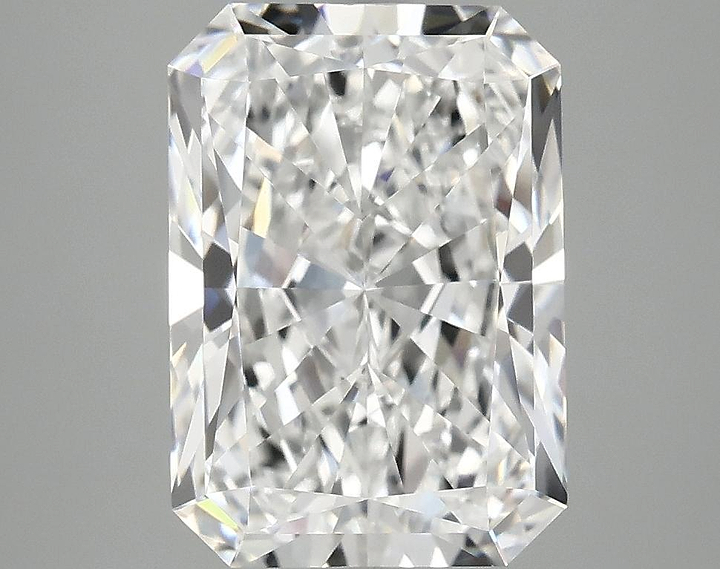 4.1 Carat Radiant Shaped Ideal Cut VVS2 IGI Certified Lab Grown Diamond