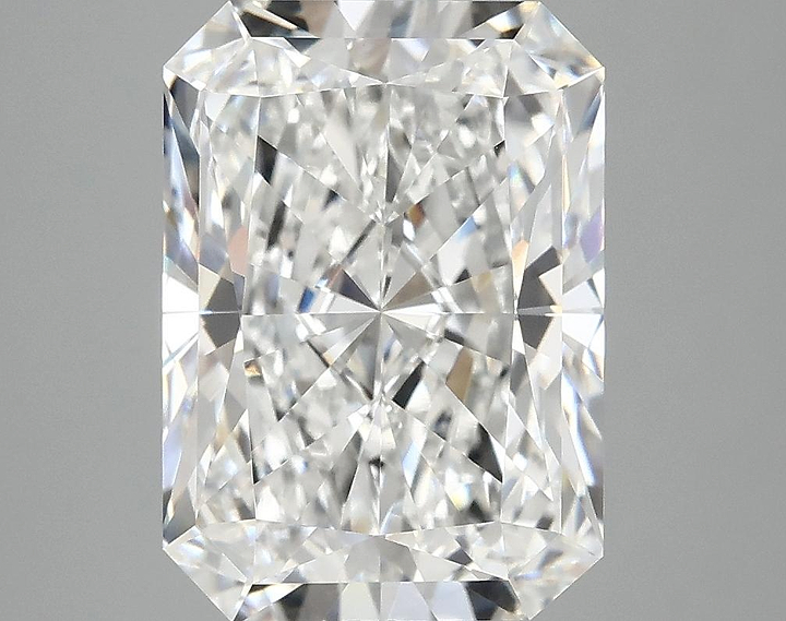 4.78 Carat Radiant Shaped Ideal Cut VVS2 IGI Certified Lab Grown Diamond