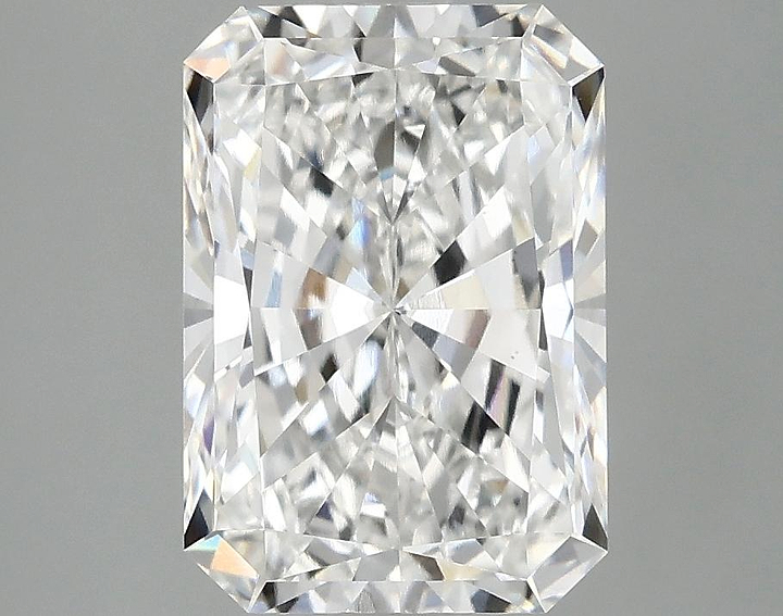 3.08 Carat Radiant Shaped Ideal Cut VVS2 IGI Certified Lab Grown Diamond