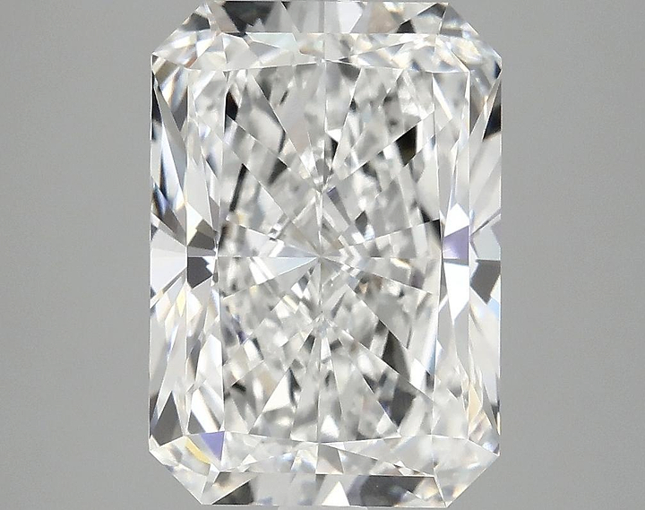 4.07 Carat Radiant Shaped Ideal Cut VVS2 IGI Certified Lab Grown Diamond