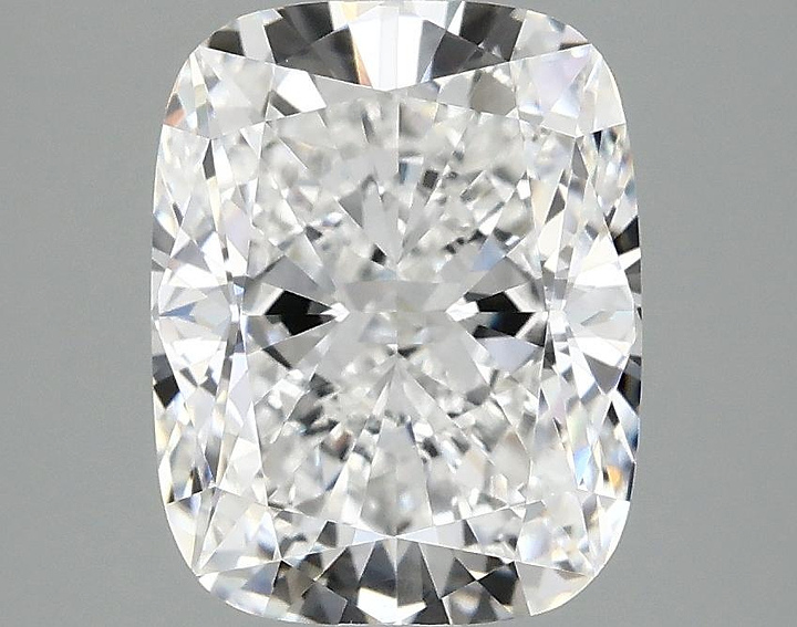 3.1 Carat Cushion Shaped Excellent Cut VVS2 IGI Certified Lab Grown Diamond