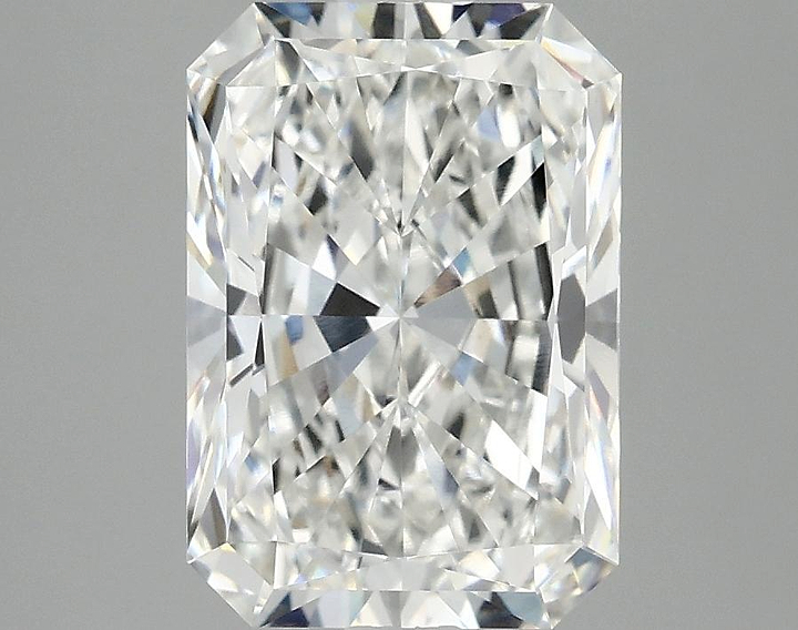 2.99 Carat Radiant Shaped Ideal Cut VVS2 IGI Certified Lab Grown Diamond