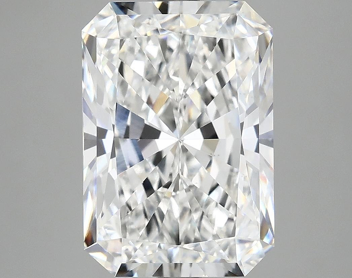 4.91 Carat Radiant Shaped Ideal Cut VVS2 IGI Certified Lab Grown Diamond