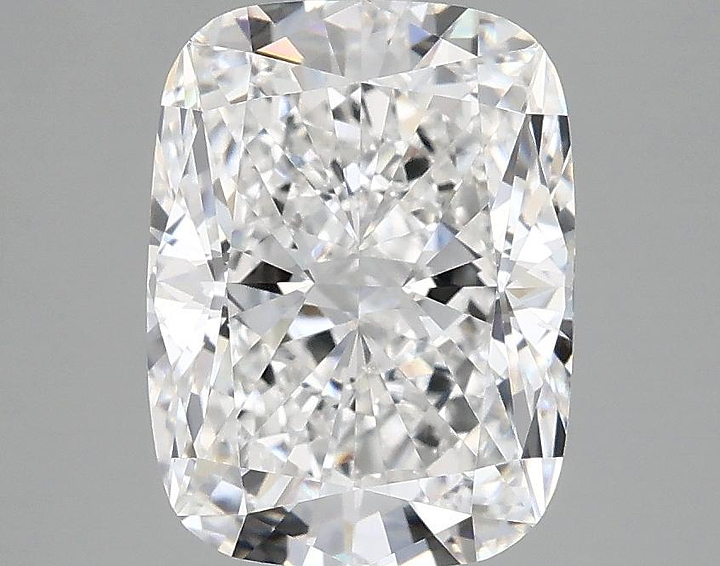 3.07 Carat Cushion Shaped Excellent Cut VVS2 IGI Certified Lab Grown Diamond