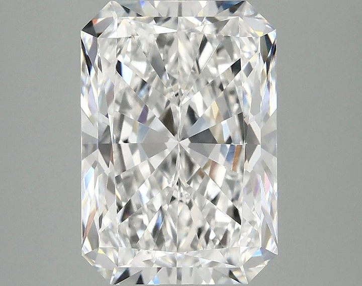 4.1 Carat Radiant Shaped Ideal Cut VS1 IGI Certified Lab Grown Diamond