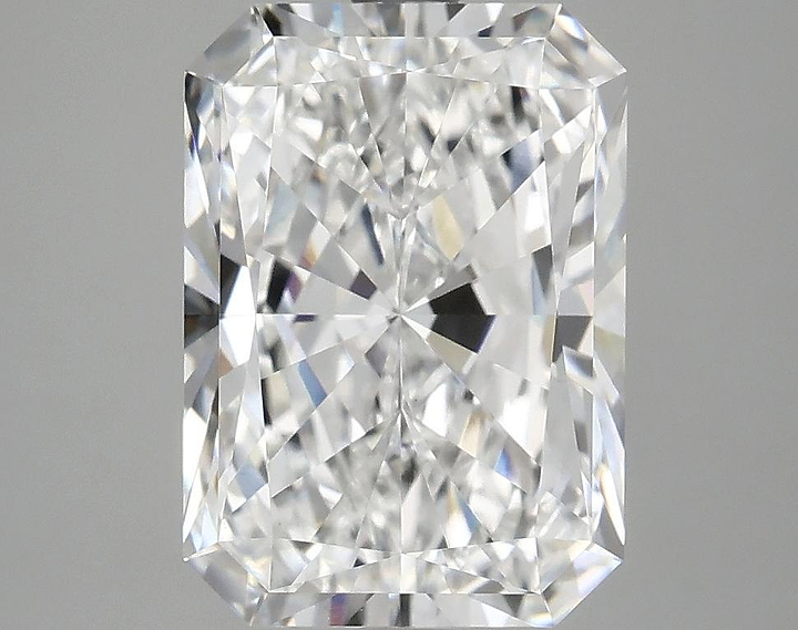 4.06 Carat Radiant Shaped Ideal Cut VVS2 IGI Certified Lab Grown Diamond