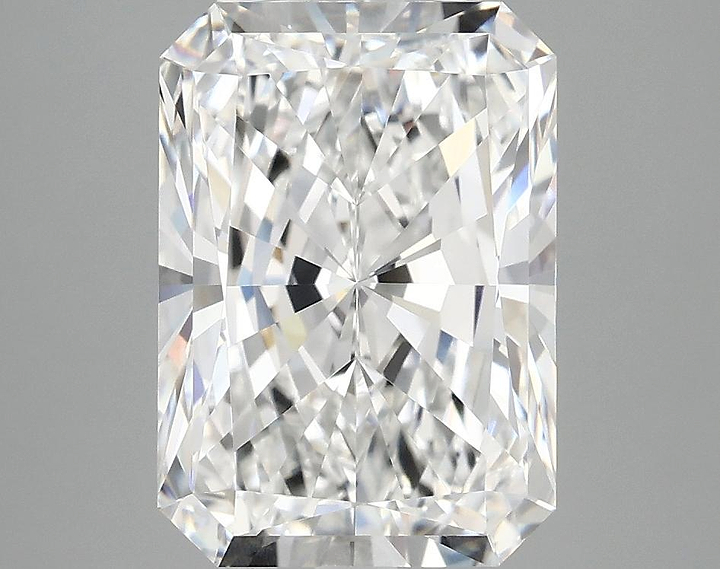4.01 Carat Radiant Shaped Ideal Cut VVS2 IGI Certified Lab Grown Diamond