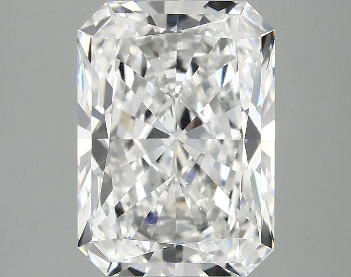 3.03 Carat Radiant Shaped Excellent Cut VS1 IGI Certified Lab Grown Diamond