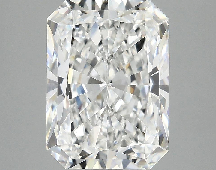 4.07 Carat Radiant Shaped Excellent Cut VVS2 IGI Certified Lab Grown Diamond