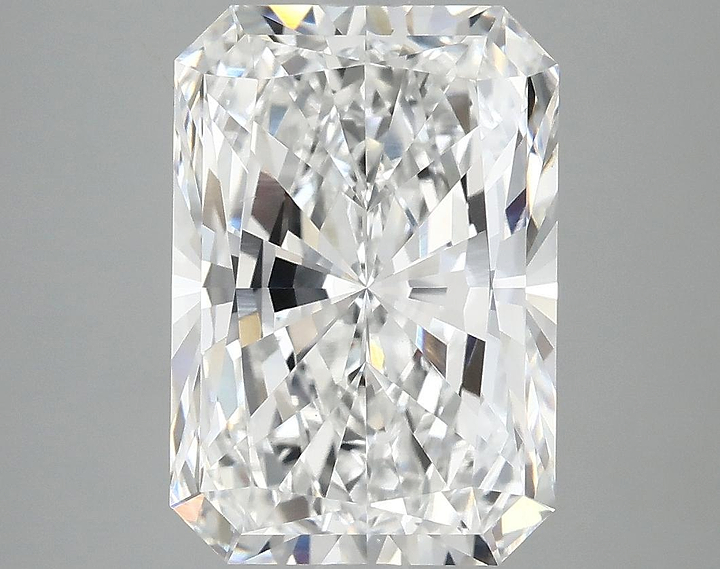 4.94 Carat Radiant Shaped Ideal Cut VS1 IGI Certified Lab Grown Diamond