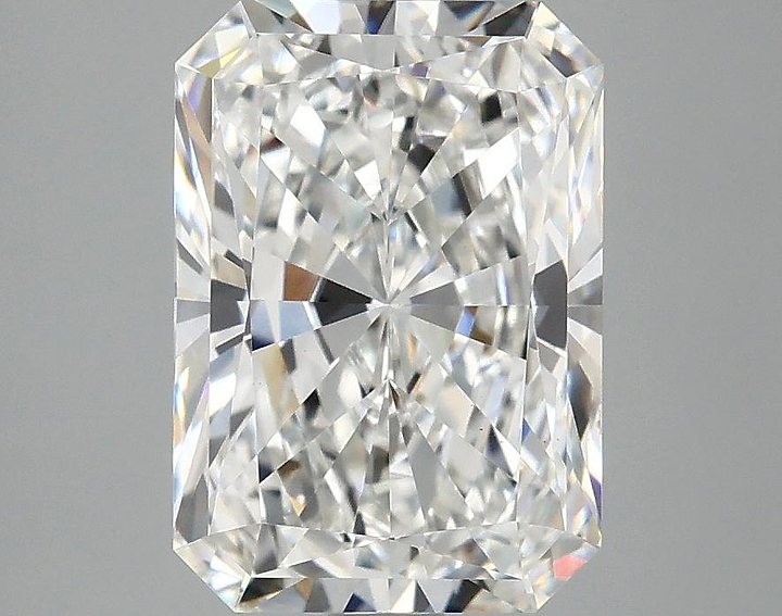 3.08 Carat Radiant Shaped Ideal Cut VS1 IGI Certified Lab Grown Diamond