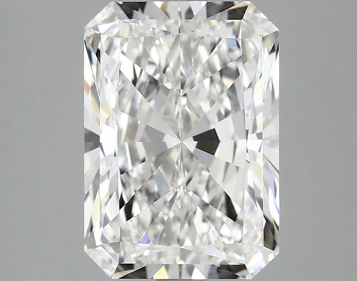 3.08 Carat Radiant Shaped Ideal Cut VVS2 IGI Certified Lab Grown Diamond