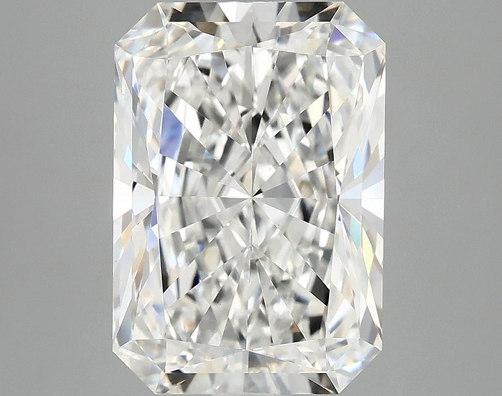 4.65 Carat Radiant Shaped Ideal Cut VVS2 IGI Certified Lab Grown Diamond