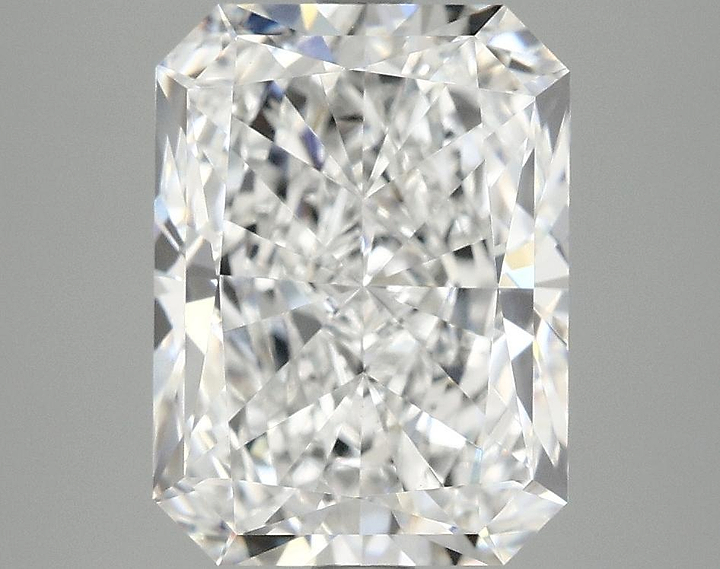 4.02 Carat Radiant Shaped Excellent Cut VVS2 IGI Certified Lab Grown Diamond