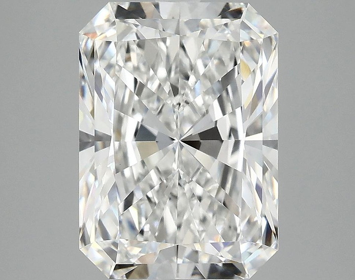 4.12 Carat Radiant Shaped Ideal Cut VVS2 IGI Certified Lab Grown Diamond