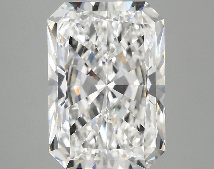 3.05 Carat Radiant Shaped Ideal Cut VVS2 IGI Certified Lab Grown Diamond