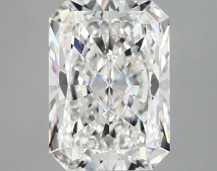 4.09 Carat Radiant Shaped Ideal Cut VVS2 IGI Certified Lab Grown Diamond