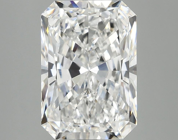 3.93 Carat Radiant Shaped Ideal Cut VVS2 IGI Certified Lab Grown Diamond