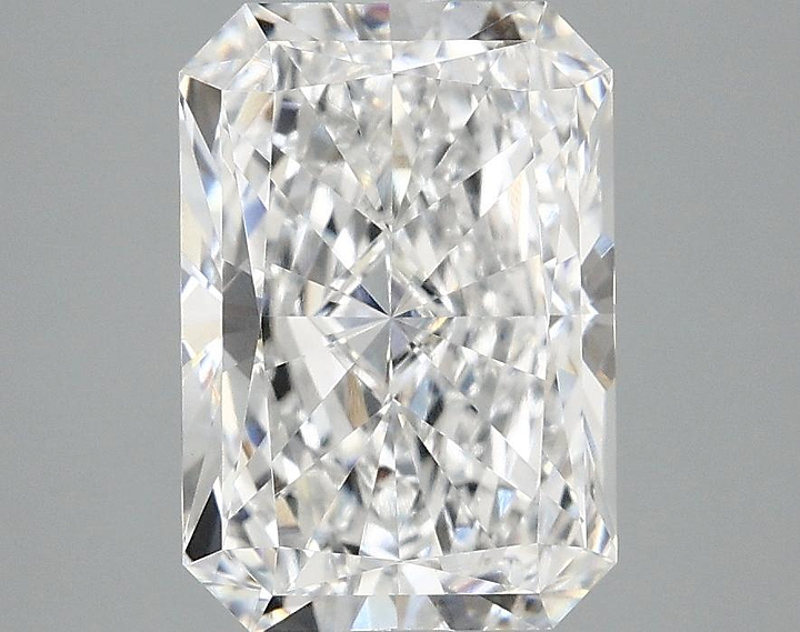 3.04 Carat Radiant Shaped Ideal Cut VS1 IGI Certified Lab Grown Diamond