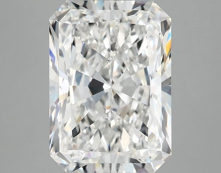 4.09 Carat Radiant Shaped Ideal Cut VVS2 IGI Certified Lab Grown Diamond