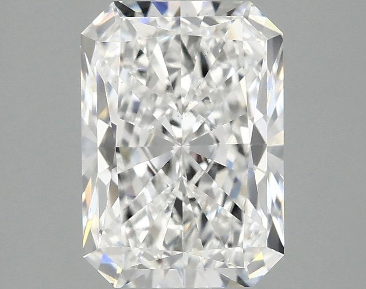 2.52 Carat Radiant Shaped Ideal Cut VS1 IGI Certified Lab Grown Diamond