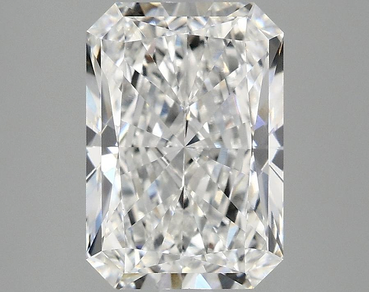 3.0 Carat Radiant Shaped Ideal Cut VS1 IGI Certified Lab Grown Diamond