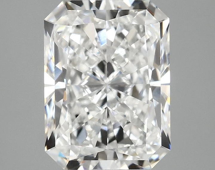 3.08 Carat Radiant Shaped Excellent Cut VVS2 IGI Certified Lab Grown Diamond