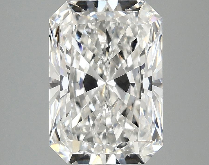 2.98 Carat Radiant Shaped Ideal Cut VVS2 IGI Certified Lab Grown Diamond
