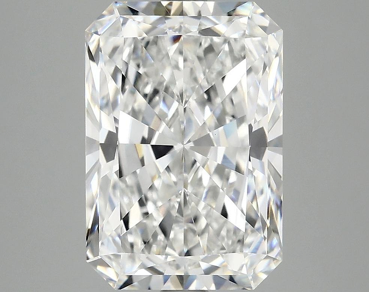 3.99 Carat Radiant Shaped Ideal Cut VVS2 IGI Certified Lab Grown Diamond